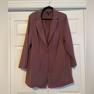 Womens Torrid Blazer. Beautiful deep purple shade size 2.